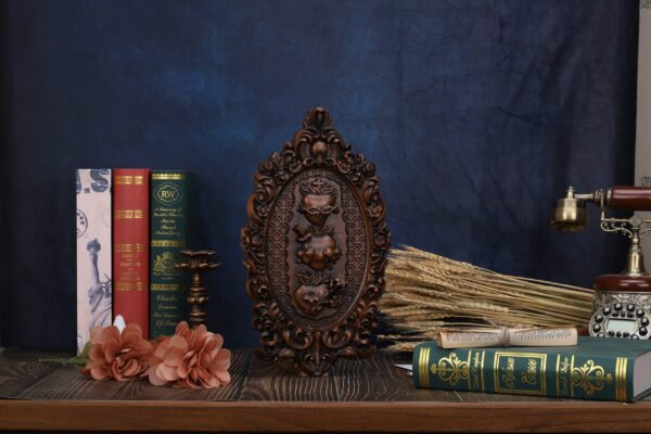 Religious Three Saints Heart Solid Wood Carved Wall Hanging Art - Beautiful Home Decor Piece - 图片 5