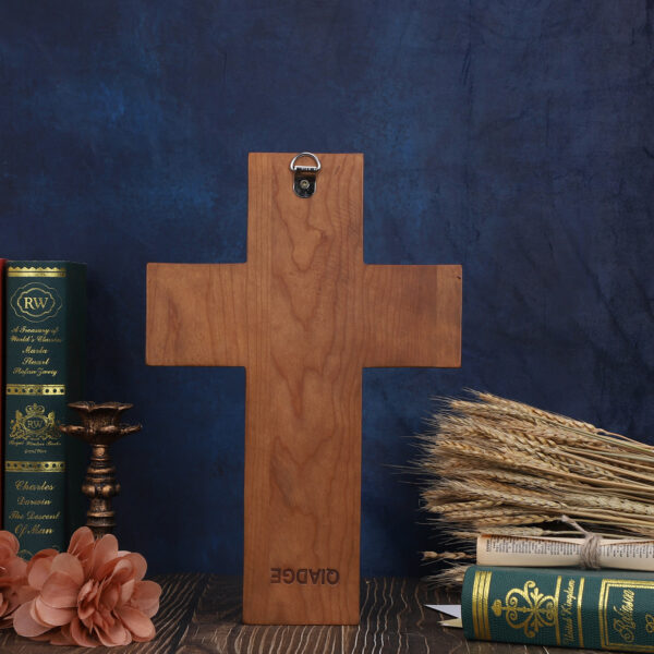 Symbol of Redemption: Exquisite Crucifix of Jesus' Passion, a Profound Symbol of the Power of Faith - 图片 3